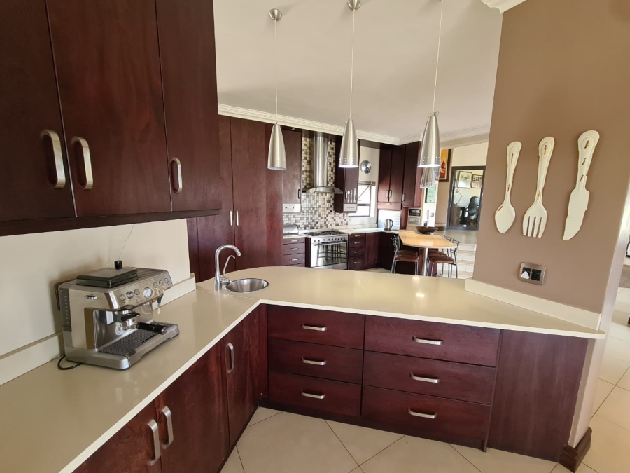 5 Bedroom Property for Sale in Balley Duff Free State